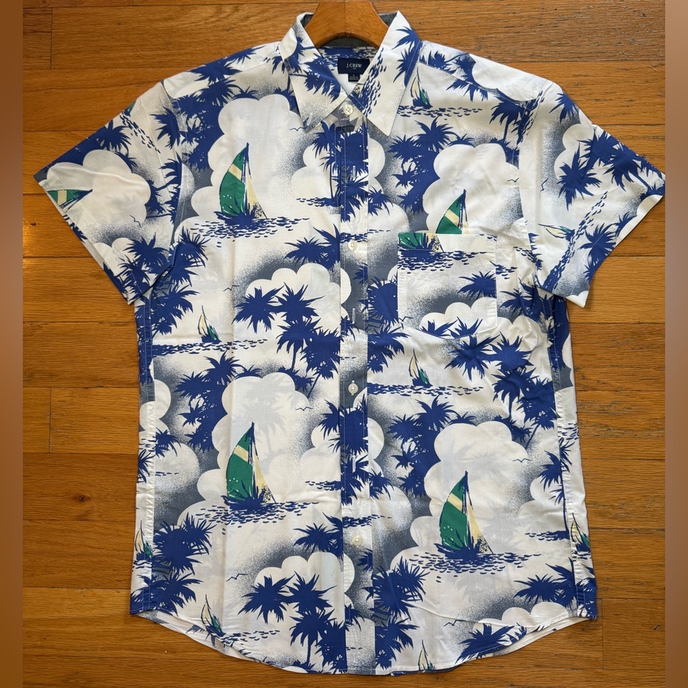 Men’s J. Crew Short Sleeve Button Down Shirt - Size Smalll